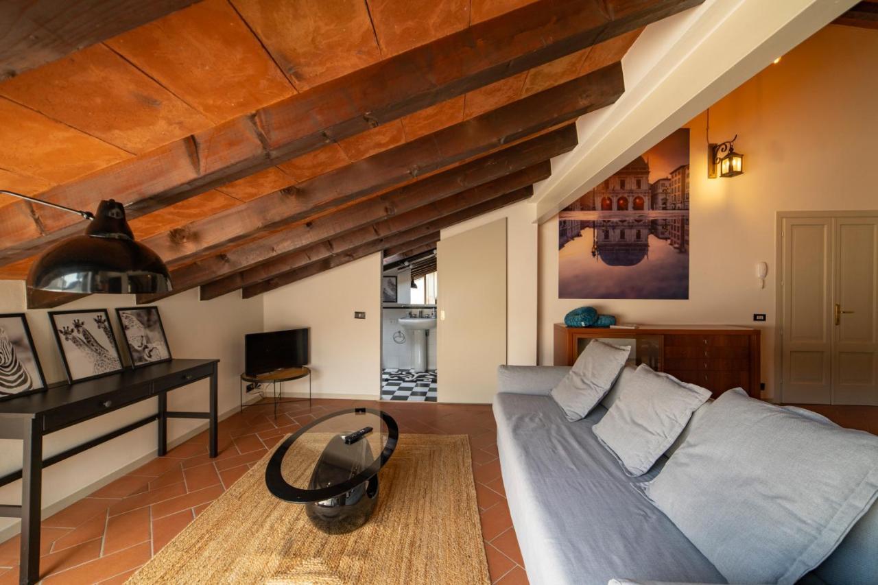 Invictus Apartment Brescia Ngoại thất bức ảnh
